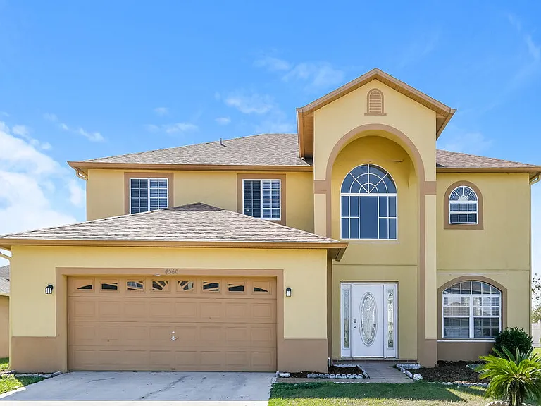 4560 Ficus Tree Rd — Photo 1