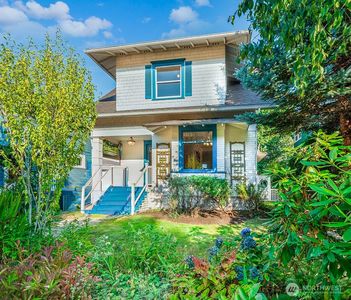 1242 16th Avenue E, Seattle, WA, 98112