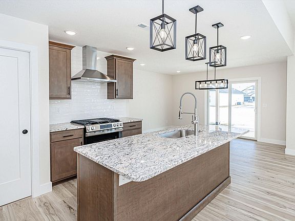 2nd image of 5800 S Harvest Rd