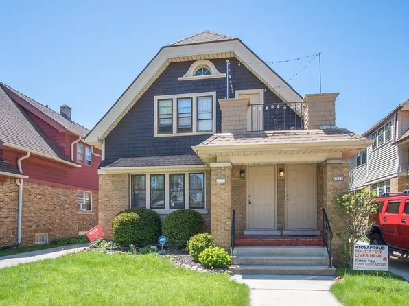 2555 N 61st St, Milwaukee, WI 53213