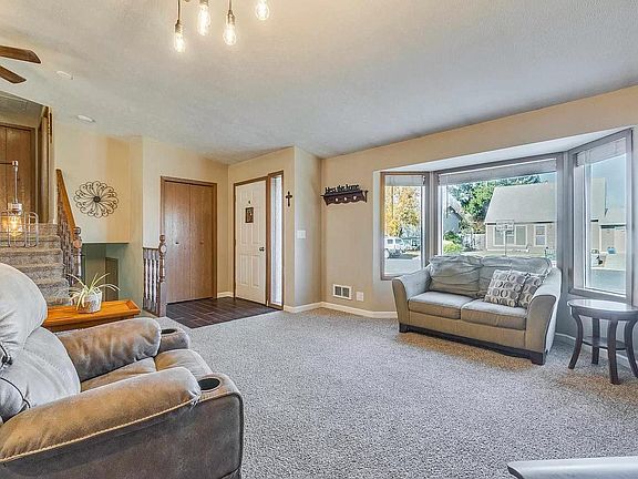 4th image of 4028 E Montgomery Ave