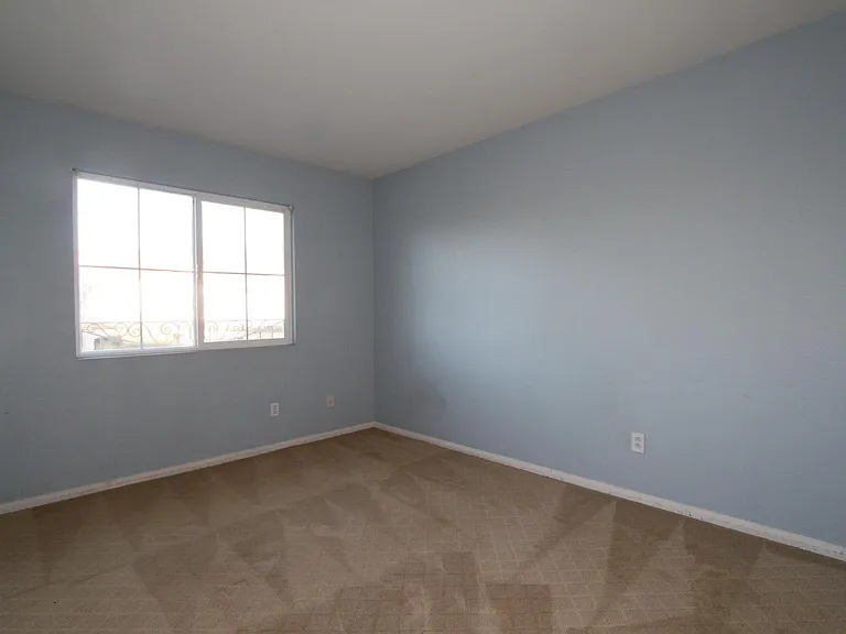 10448 Shelborne St #28 — Photo 13