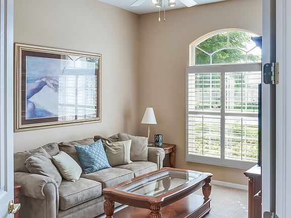 5th image of 2112 Berkley Way