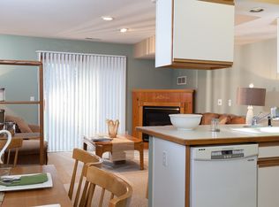 1214 Hanley Rd APT 2, Hudson, WI 54016