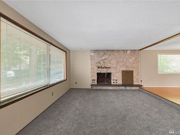 3rd image of 3362 Ken Lake Dr SW