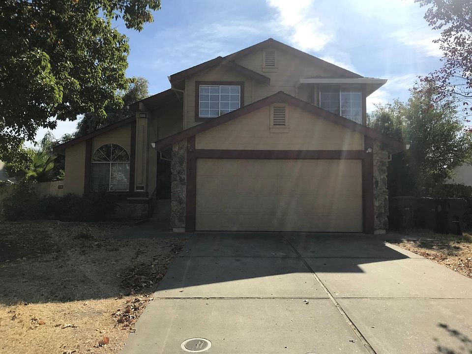 1st image of 4300 Valley Hi Dr