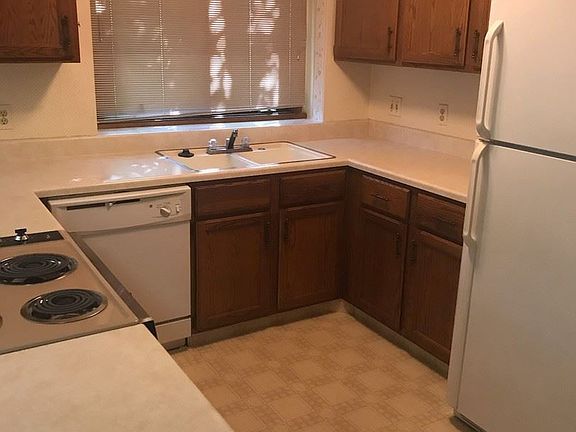 5th image of 1911 Stolley Park Cir