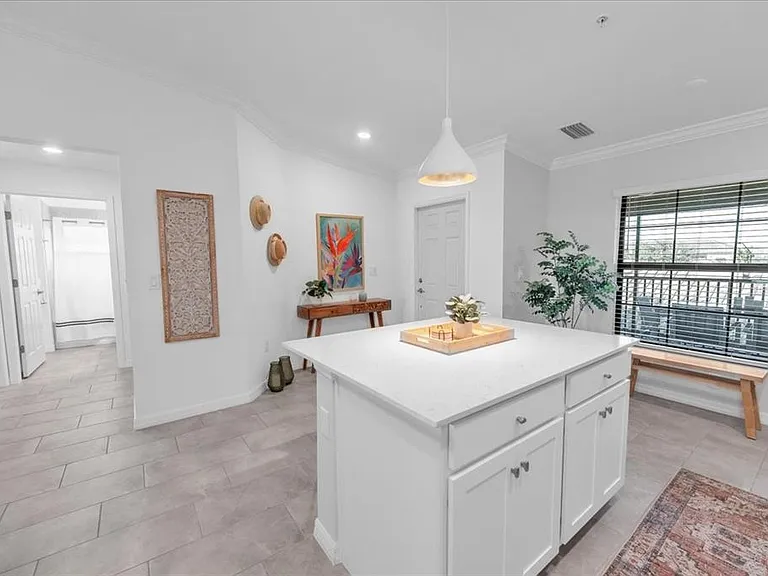 5711 Palmer Cir #206 — Photo 7