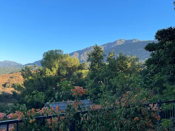 1445 Edgecliff Ln #A, Pasadena, CA 91107