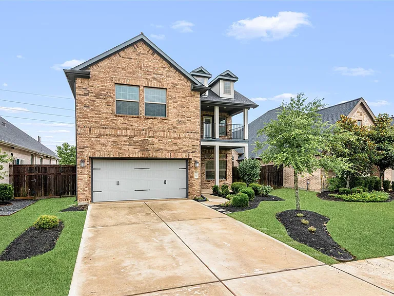4702 Primrose Valley Ln — Photo 2