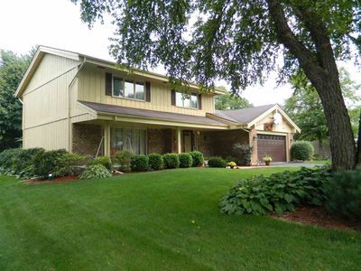 2219 Shaw Woods Dr, Rockford, IL, 61107