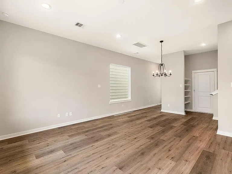 6712 Parker Oaks Ln — Photo 11