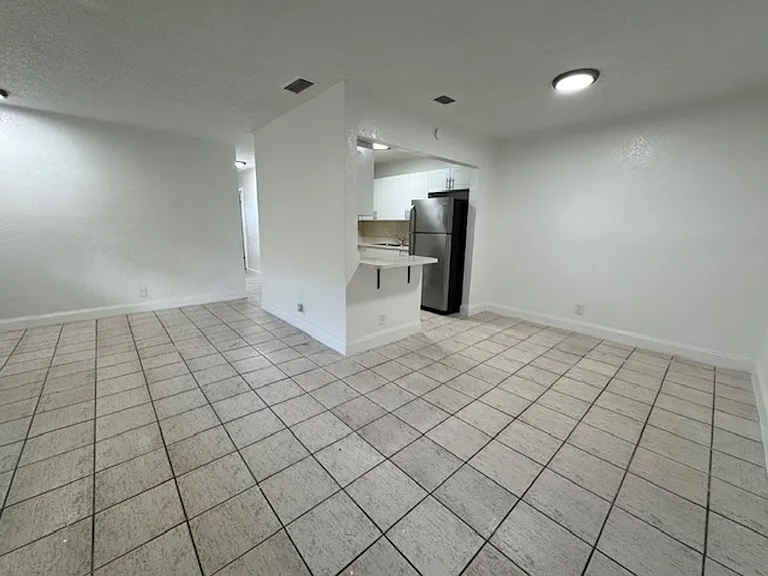 491 Banks Rd Margate, FL 33063 — Photo 6