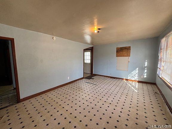 3rd image of 508 Brook Ave