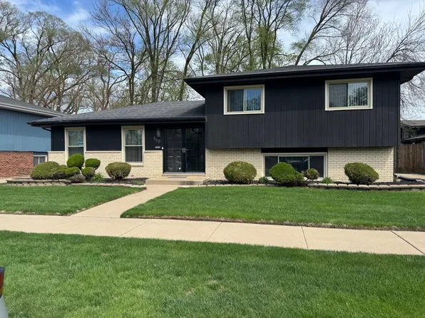 520 E 146th St, Dolton, IL 60419