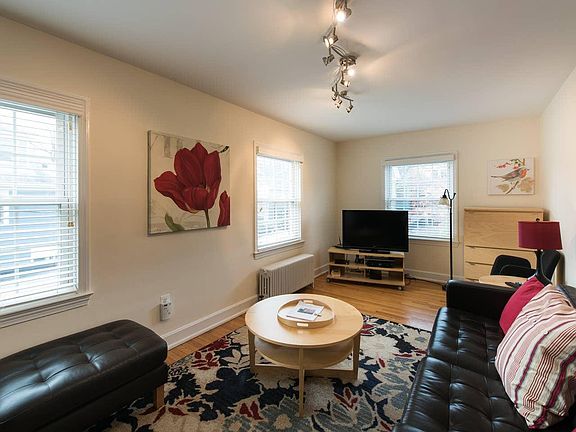 3rd image of 1047 N Edgewood St APT 4