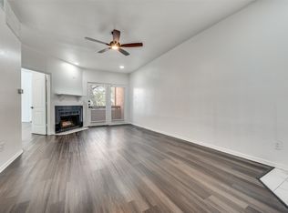 5550 Spring Valley Rd APT E22, Dallas, TX 75254