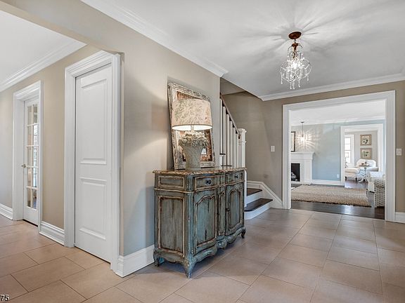 2nd image of 112 Forest Way