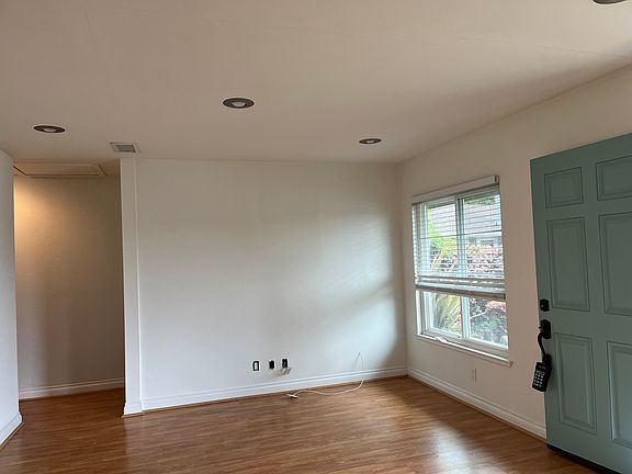 2nd image of 588 Barrington Ct