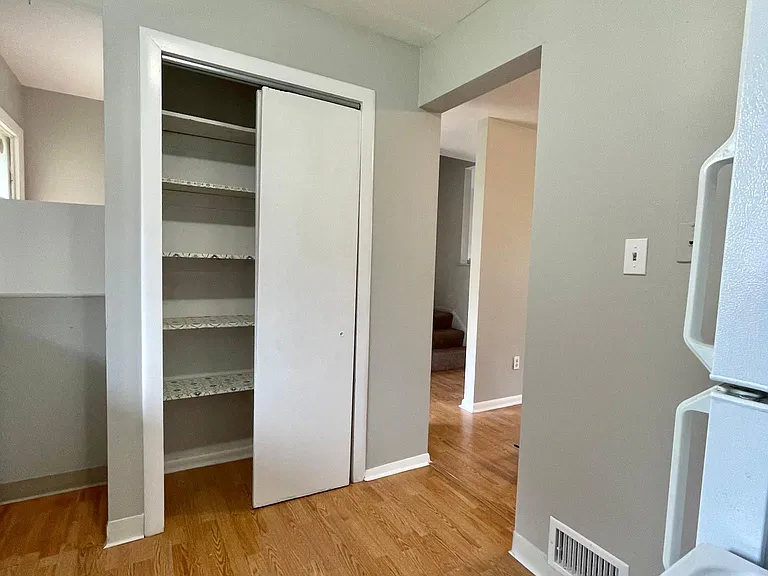 3426 Melwood Ave — Photo 7