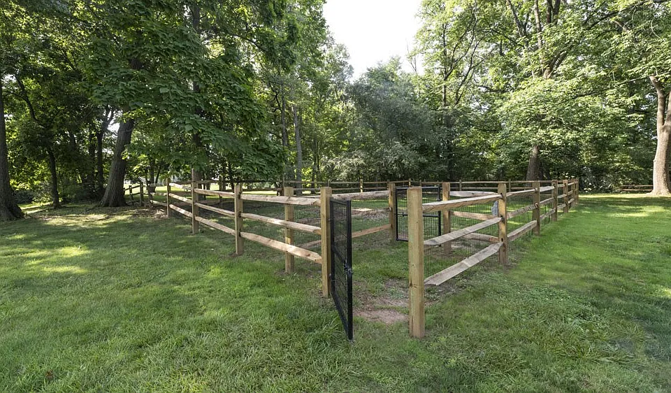 Whistlewood Commons