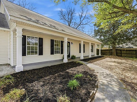 2nd image of 4685 Beaver Rd