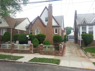 22016 90th Ave, Queens Village, NY 11428
