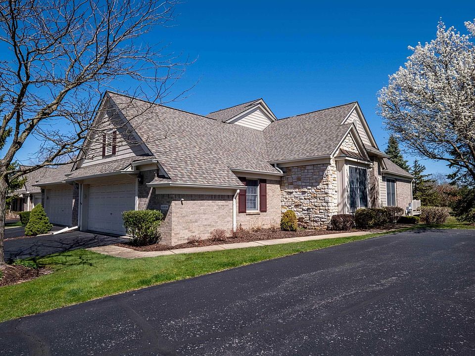 1st image of 16900 Lochmoor Cir E