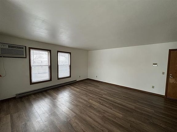 4th image of 6734 Park Ridge Dr APT D