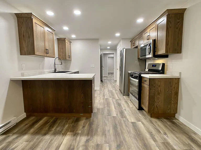 423 Adams Ave #3 — Photo 3