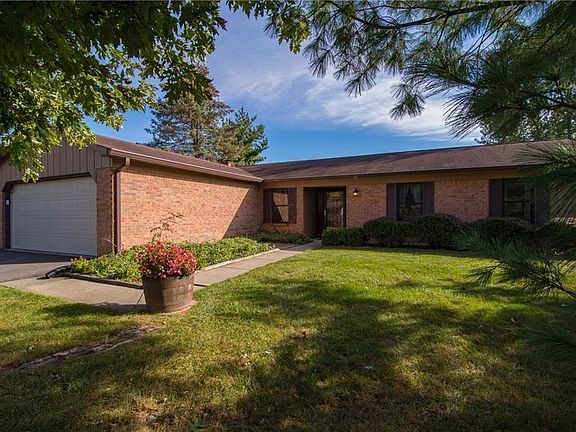 2nd image of 8417 Chittimwood Dr