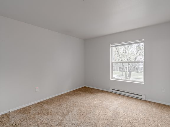 4th image of 980 SW 163rd Ave #816
