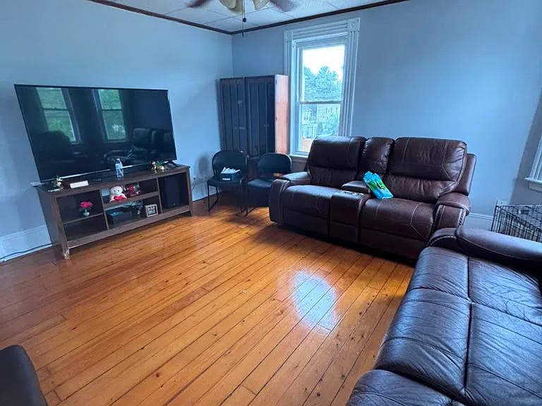 464 Birch St #2 — Photo 10