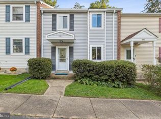 5143 Arrit Ct, Burke, VA 22015