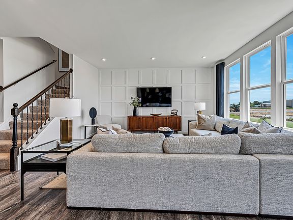 7th image of this home