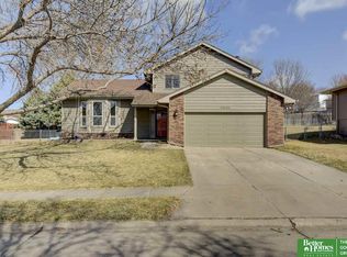 13944 Arbor Cir, Omaha, NE 68144