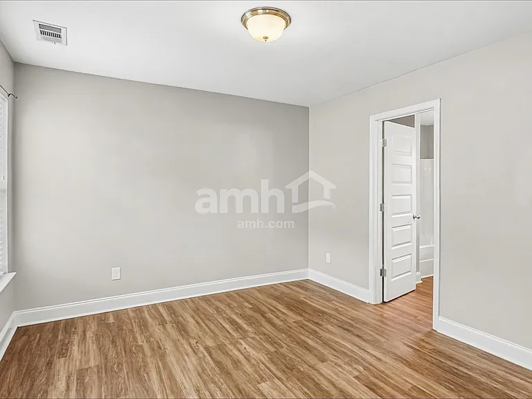 5335 Tupelo St — Photo 14