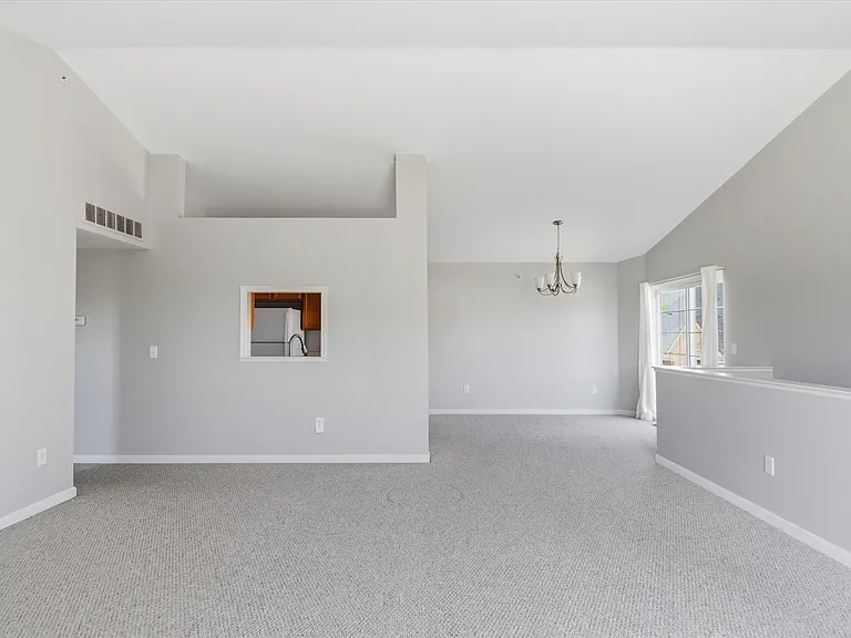 1304 Riversedge Dr — Photo 22