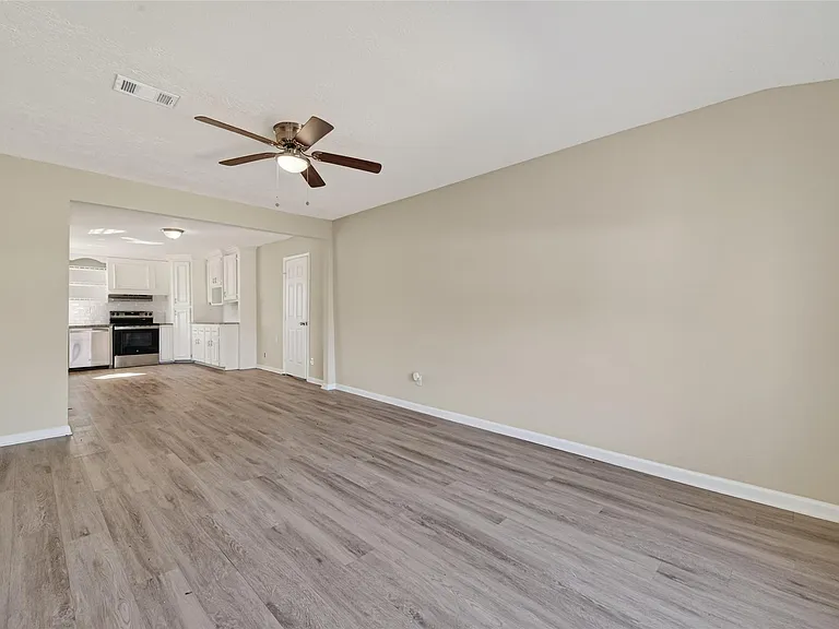 4626 Dewberry St — Photo 27