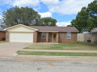 2208 87th St, Lubbock, TX 79423