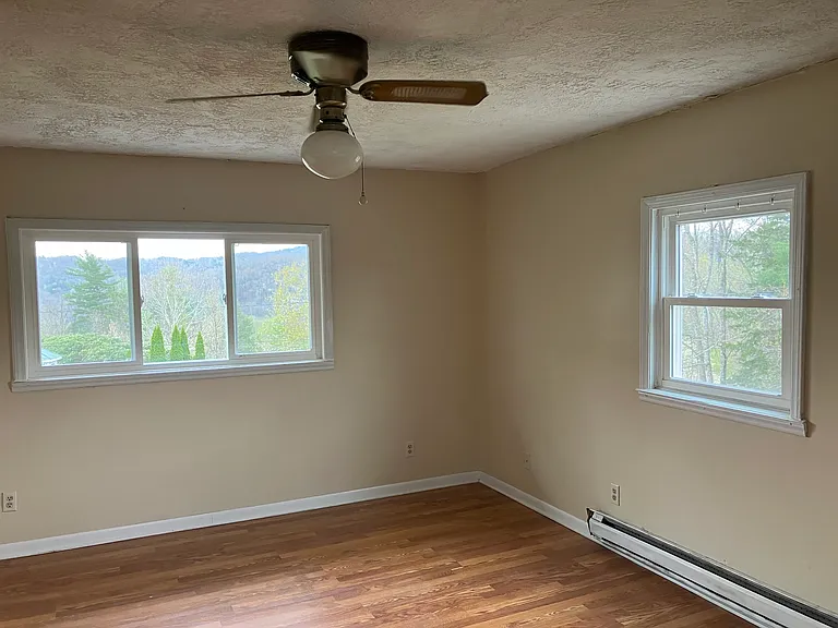 167 Hope Dr — Photo 8