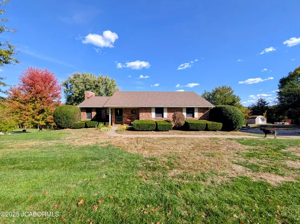 1637 Capitol View Dr, Holts Summit, MO 65043