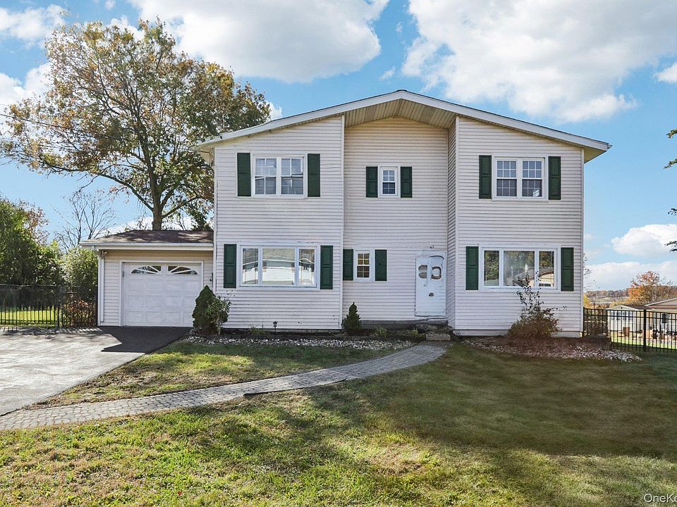 1st image of 13 Wedgewood Drive