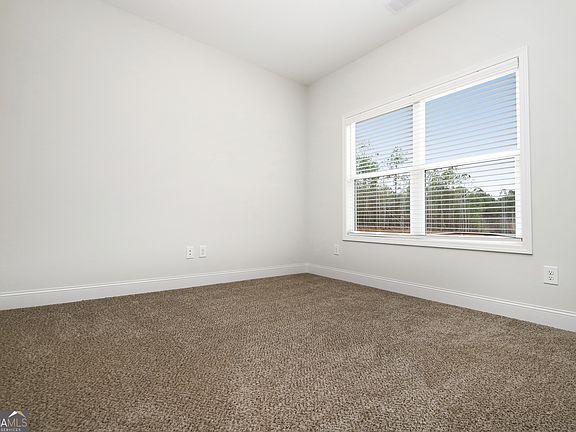 5th image of 129 Celebration Blvd