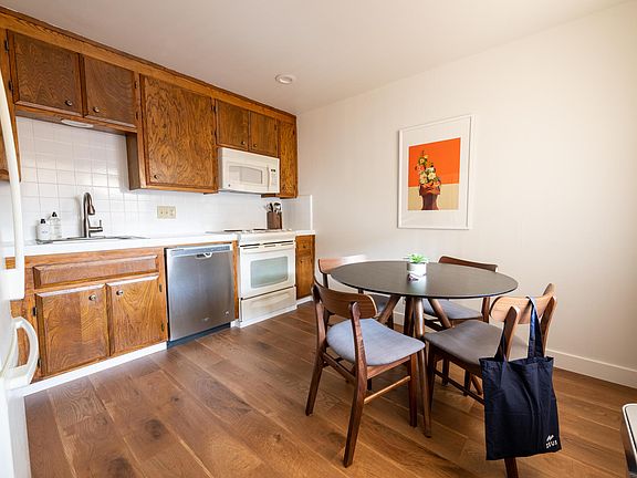 5th image of 1860 Scott Blvd #2