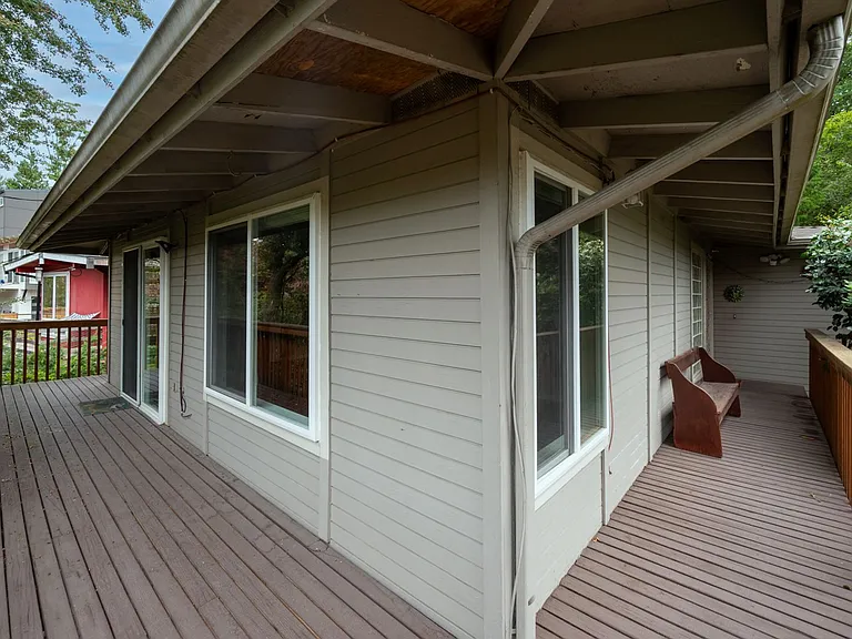 5008 Puget Blvd SW — Photo 21