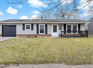 17660 Hillcrest Dr, Country Club Hills, IL 60478