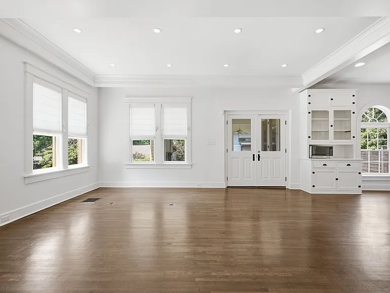 227 Carden Ave — Photo 20