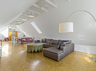 954 Minnesota St #1, San Francisco, CA 94107