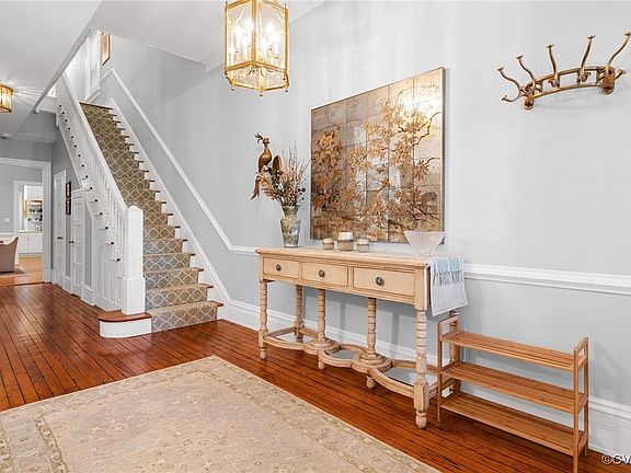 5th image of 1825 Park Ave